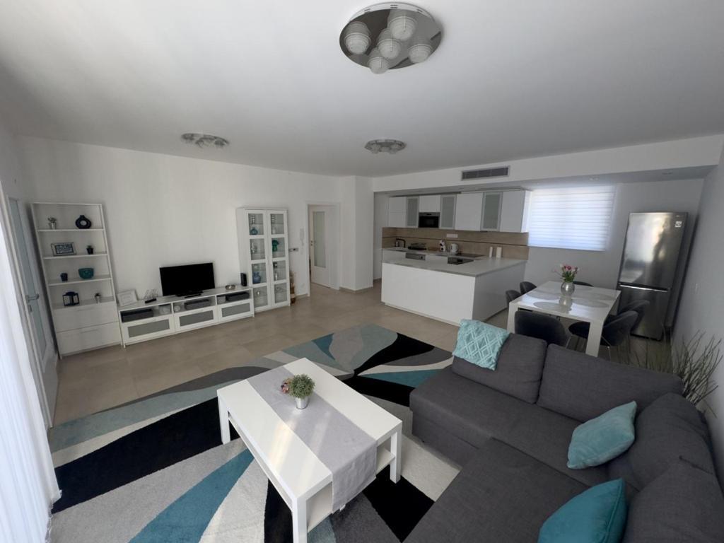 Admiral Apartman Чопак Екстериор снимка